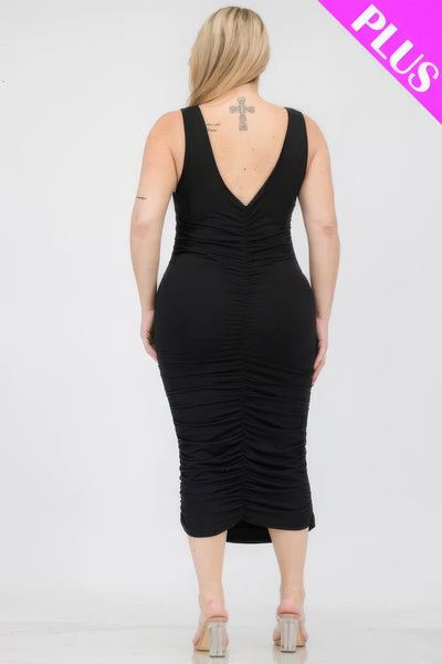 Plus Size Square Neck Ruched Bodycon Midi Dress