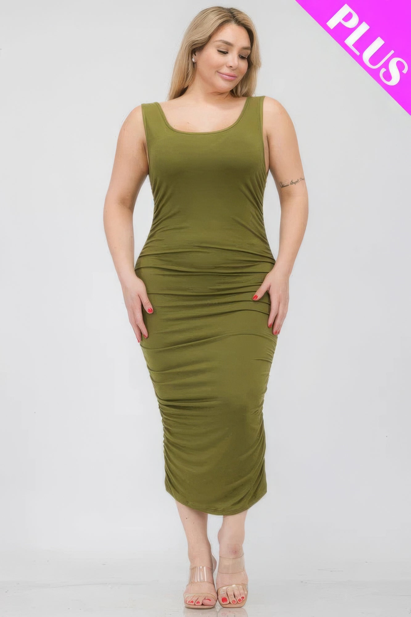 Plus Size Square Neck Ruched Bodycon Midi Dress