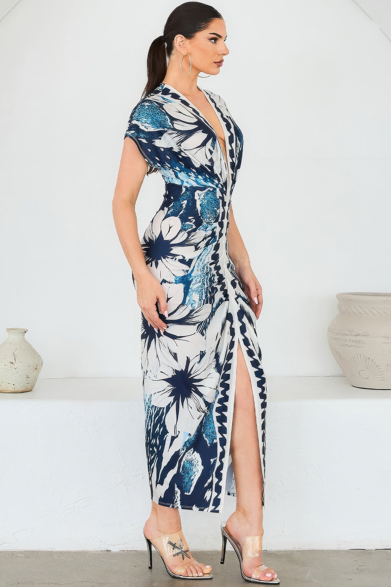 Printed Deep V-neck Pleats Midi Dress