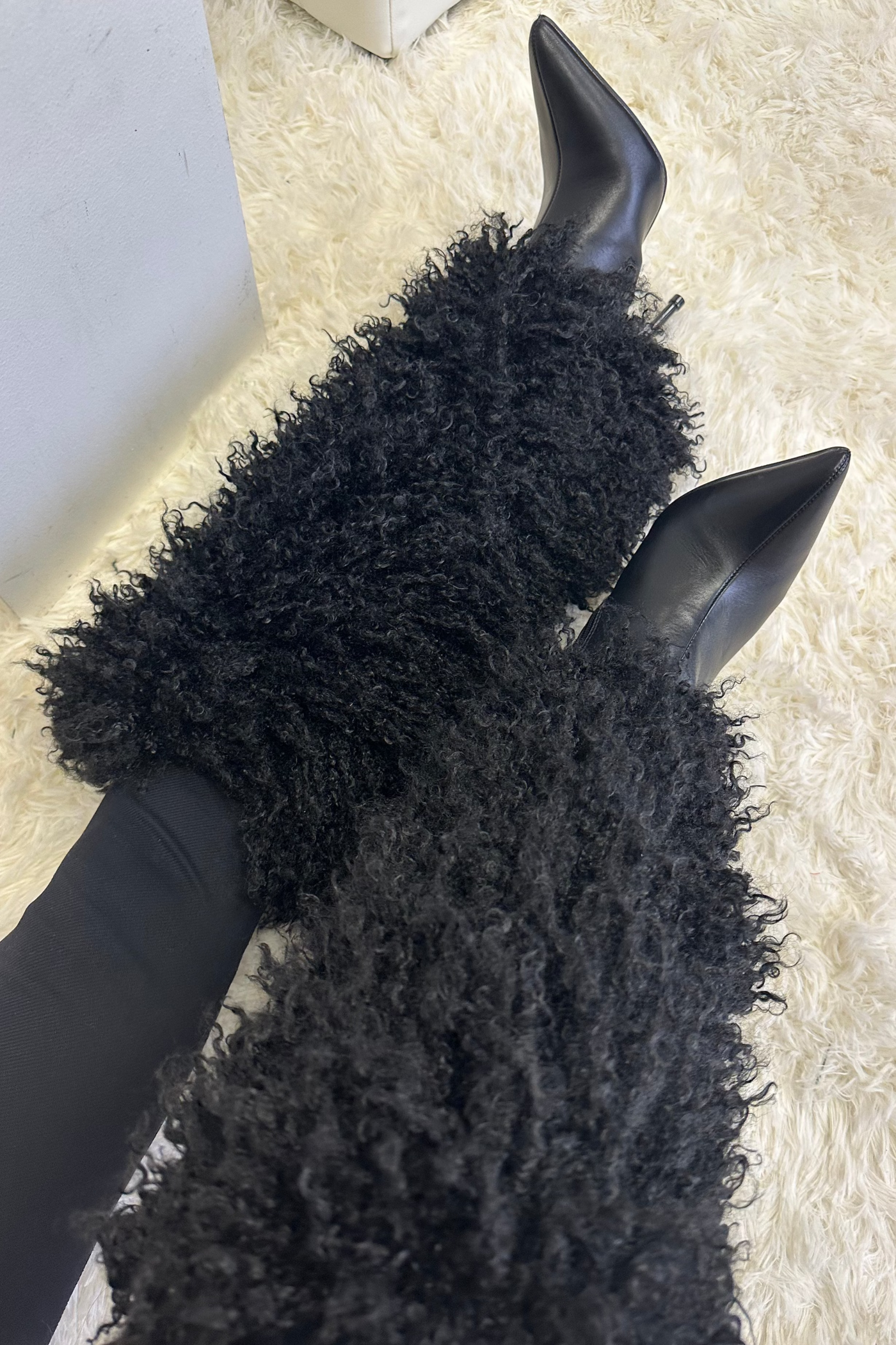 Black Furry Knee High Sexy Eskimo Pointy Heel Fur Boots