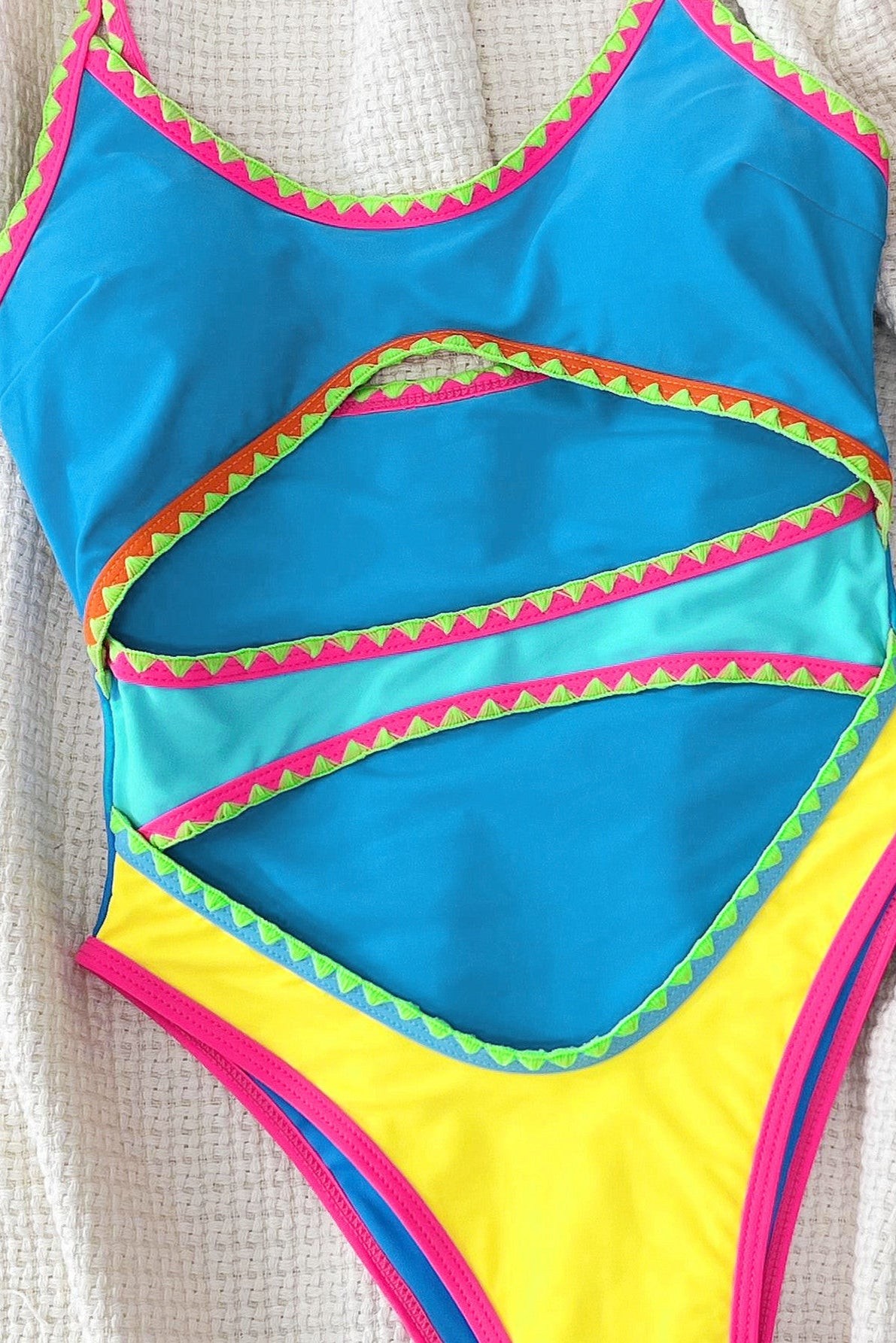 Blue Yellow Embroider Trim Cut-Out Sexy Cut-Out Monokini 1Pc Swimsuit