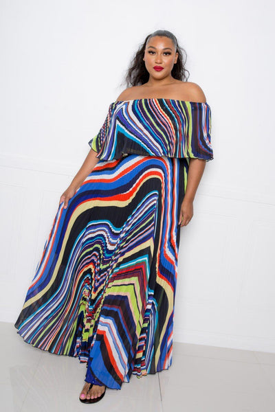 Geo Printed Off Shoulder Pleated Maxi Dress - AMIClubwear