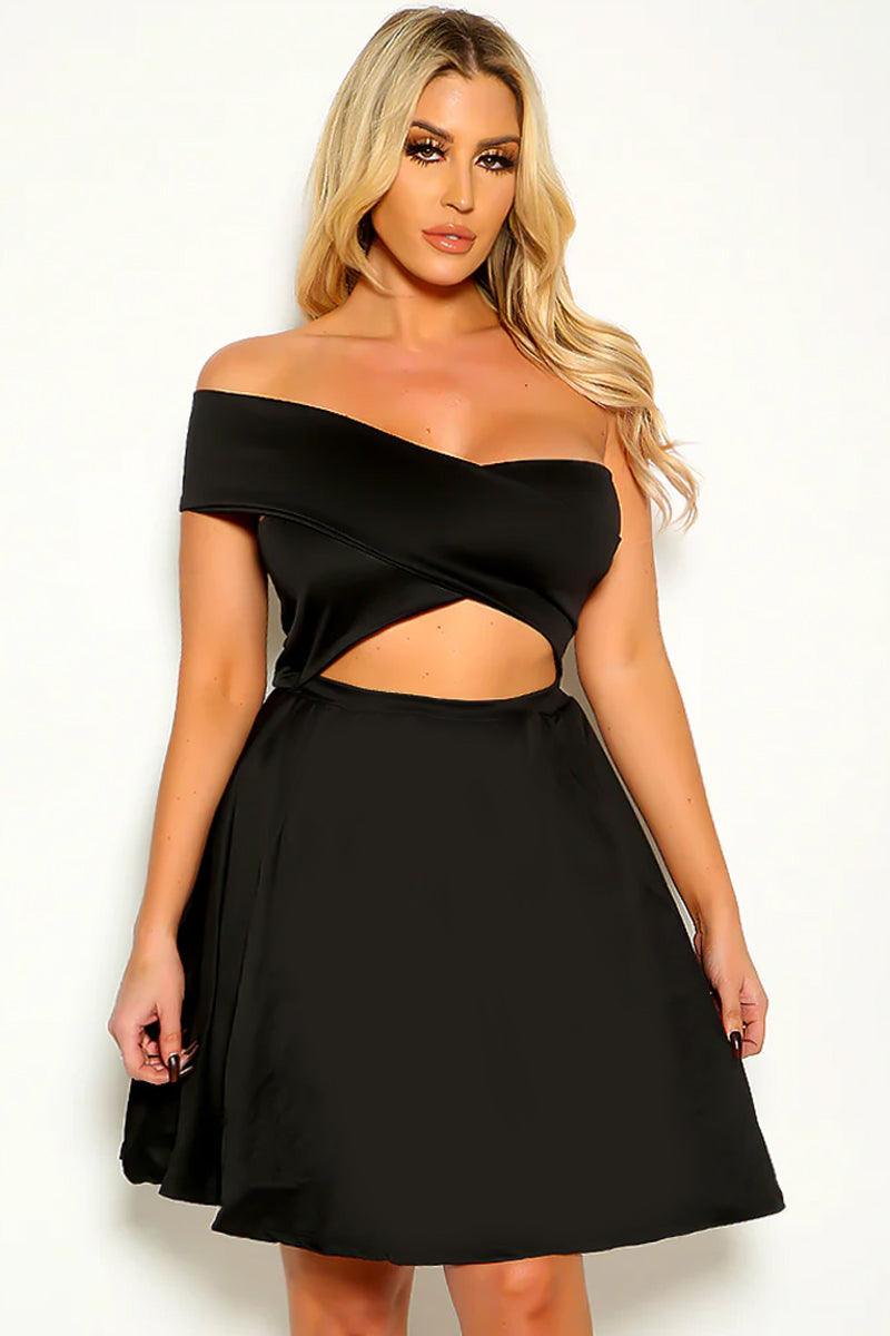 Black Mesh Flared Asymmetrical Sleeve Sexy Party Dress - AMIClubwear