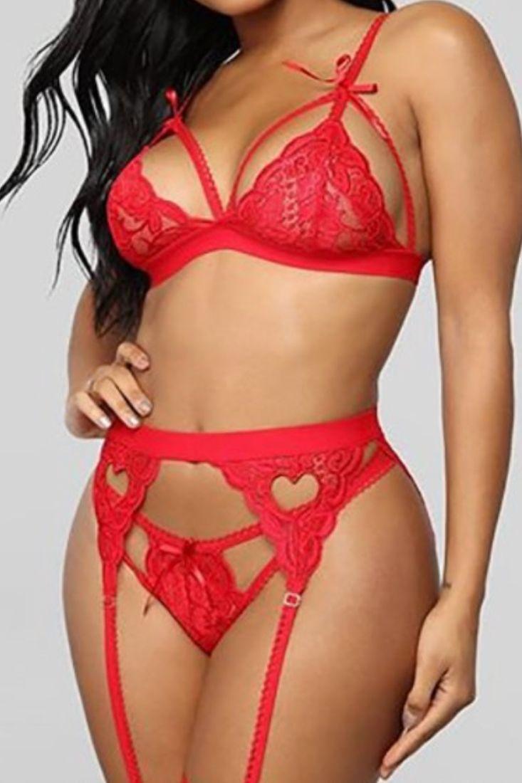 Red Lace Bra Garter Pantie Lingerie Set - AMIClubwear