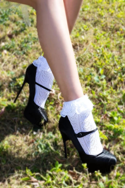 White Heart Lace Ankle Socks - AMIClubwear