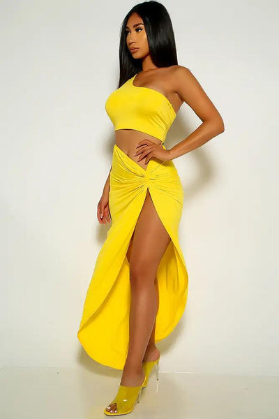 Yellow Sleeveless Plus Size Two Piece Dress - AMIClubwear